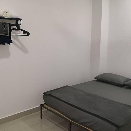 Homestay Tok Ayah, Behrang Jati Kampong Behrang Zewnętrze zdjęcie