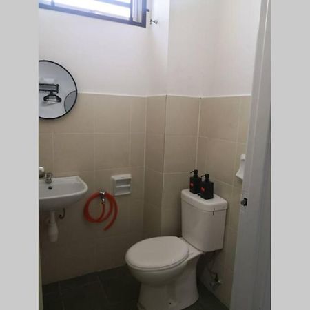 Homestay Tok Ayah, Behrang Jati Kampong Behrang Zewnętrze zdjęcie