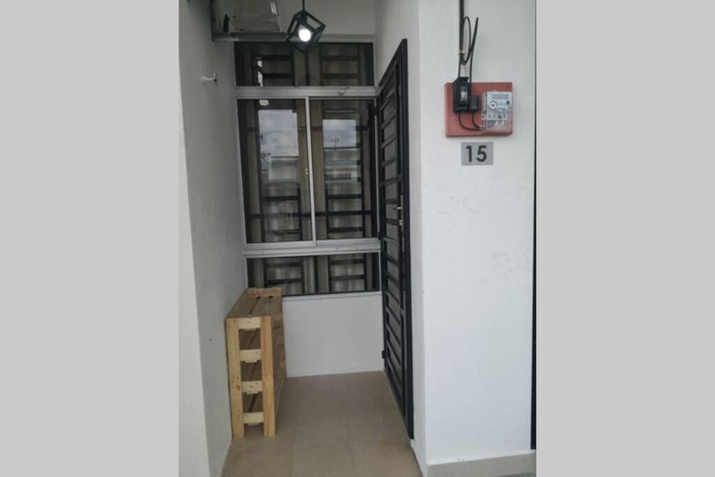 Homestay Tok Ayah, Behrang Jati Kampong Behrang Zewnętrze zdjęcie